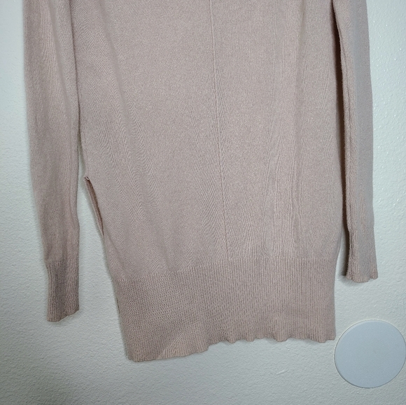Nanette Lepore Women's Turtleneck Sweater - Light Pink 100% Cashmere Sz Small - Picture 9 of 13